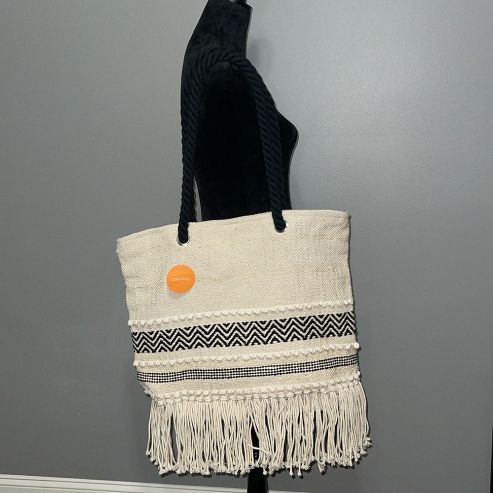 NWOT, C&C California Home tote bag